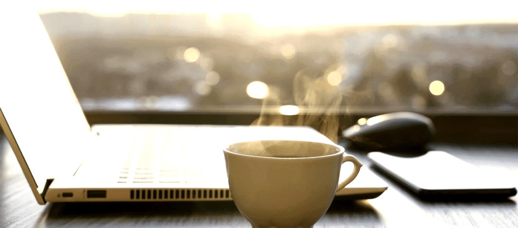 Ambiente di apprendimento pratico con strumenti SEO